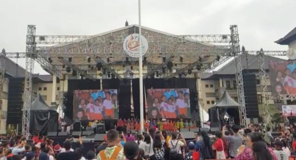 PARADE ENDEK ANAK-ANAK PAUD SE-KABUPATEN BADUNG DALAM RANGKA HUT MANGUPURA KE- XII